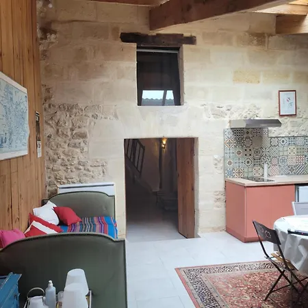 Duplex Girondin Avec Piscine